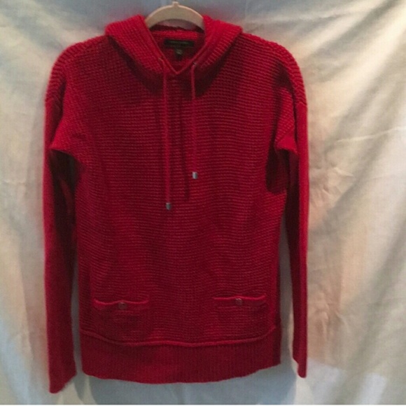 Banana Republic Red hooded sweater - size Medium - Picture 5 of 5